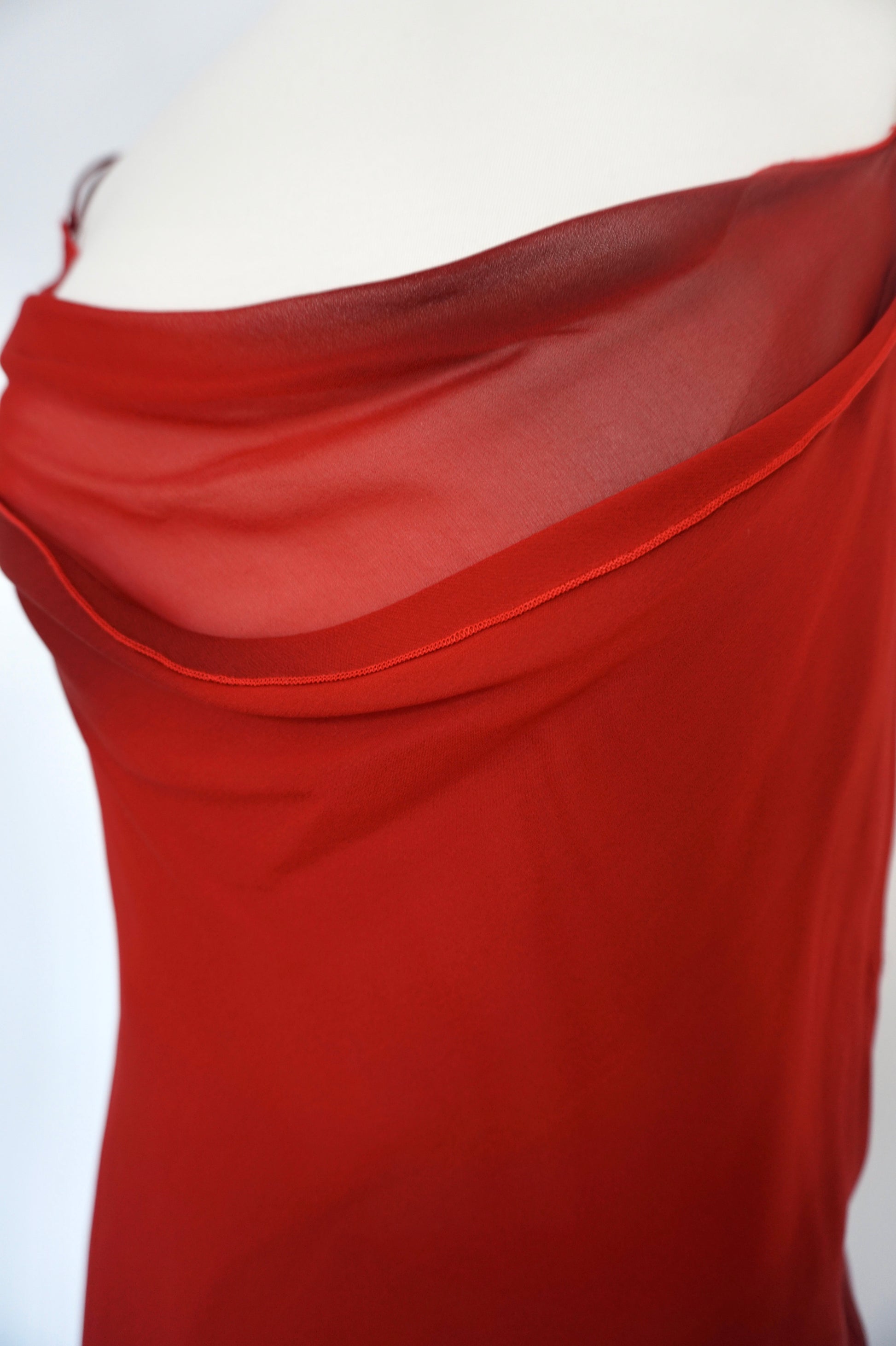 Gucci by Tom Ford SS 1997 Red Sheer Slip Dress (Runway) – Vintage Grace Gucci by Tom Ford SS 1997 Red Sheer Slip Dress (Runway) – Vintage Grace