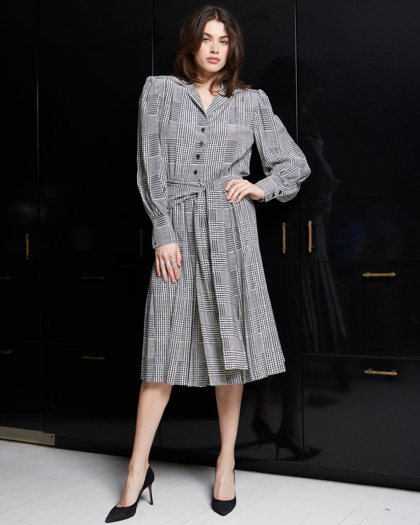 Adele Simpson Silk Houndstooth Dress with Waist Bow