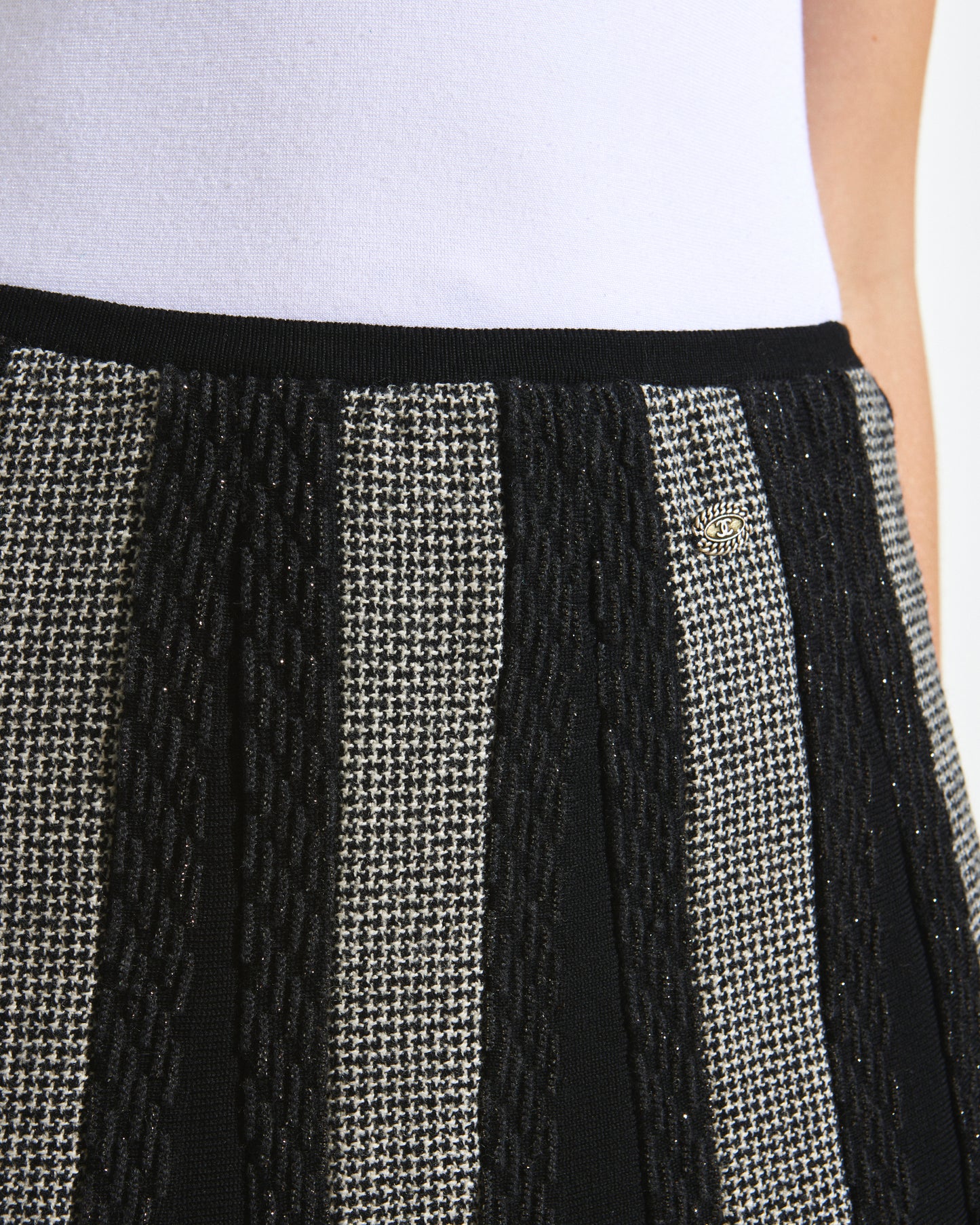 Chanel Pre Fall 2005 Knit Skirt